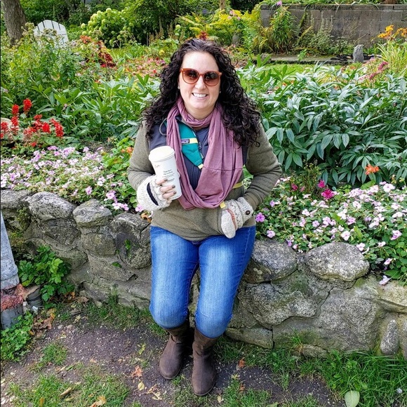 Meet your Posher, Lisa - Picture 8 of 10